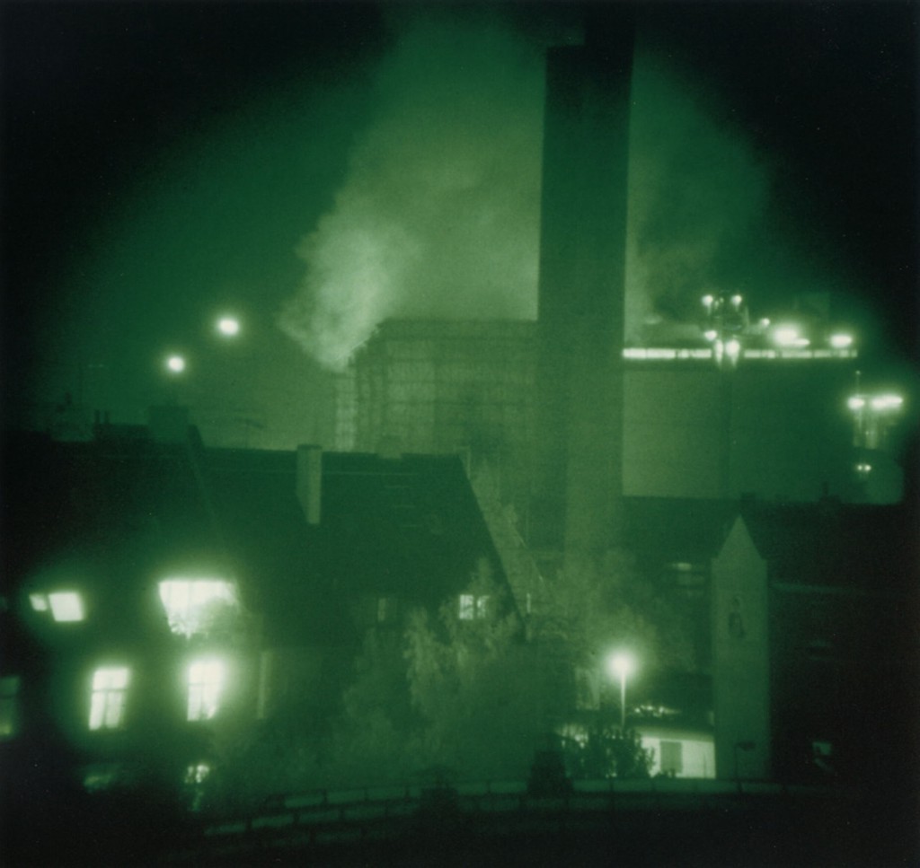 THOMAS RUFF Nacht 4 III, 1992 From the series: Nächte – Nachten – Nuits - Nights C-print © VG Bild-Kunst, Bonn 2014 