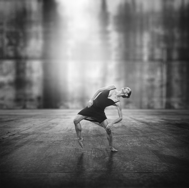ASPHALT tanzt! Niemandsländer – Valentina Moar 1 © Foto Werner Kmetitsch